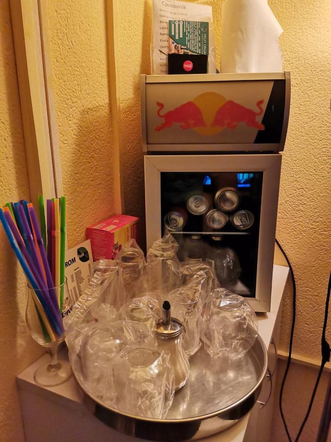 Apartman Nik-Rom Bosanska Gradiska Buitenkant foto