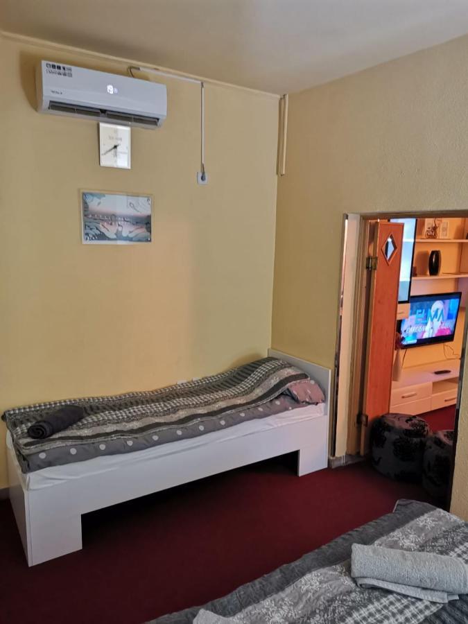 Apartman Nik-Rom Bosanska Gradiska Buitenkant foto
